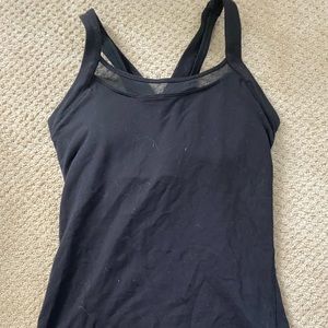 Black lulu tank